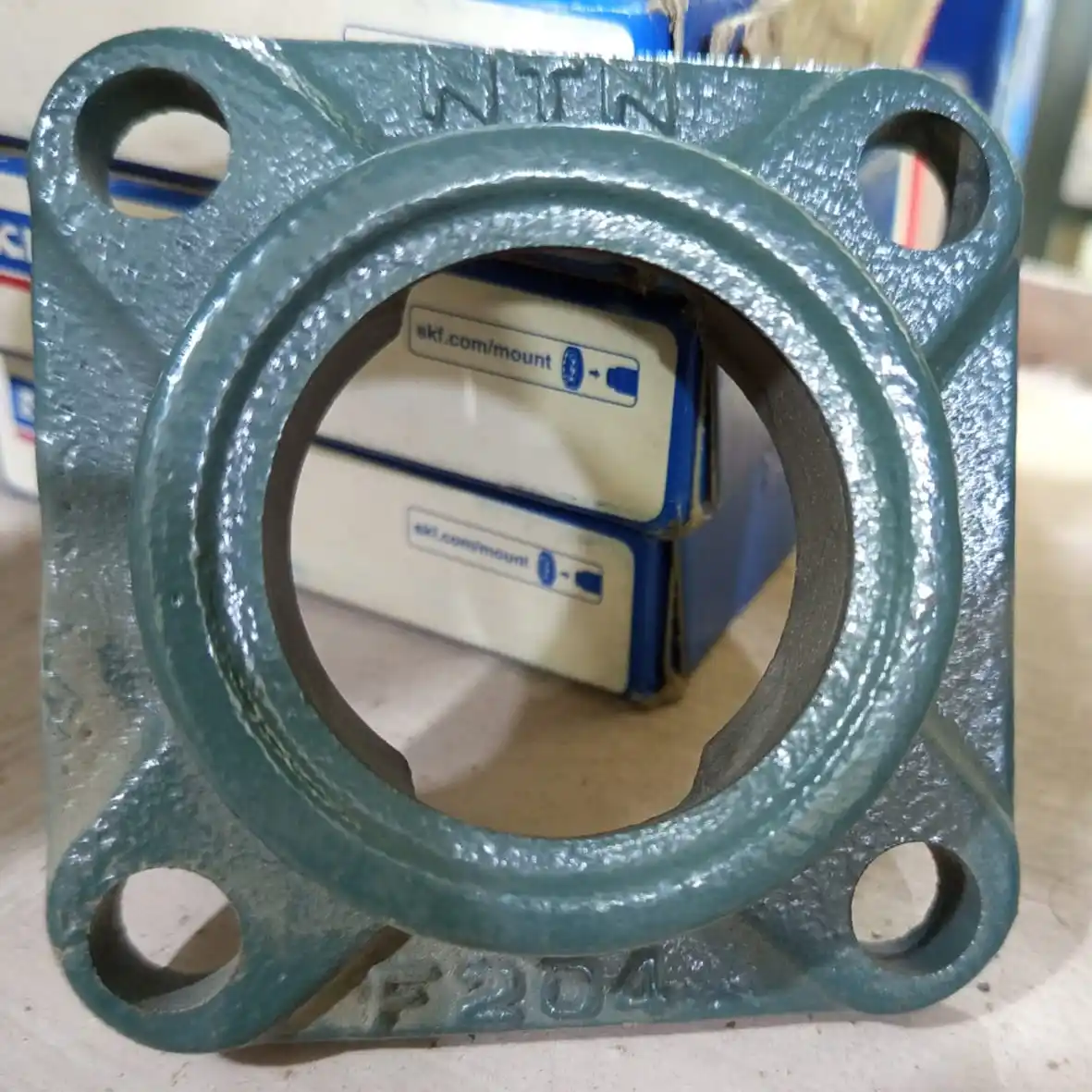 BEARING F204D1  -LOCAL 